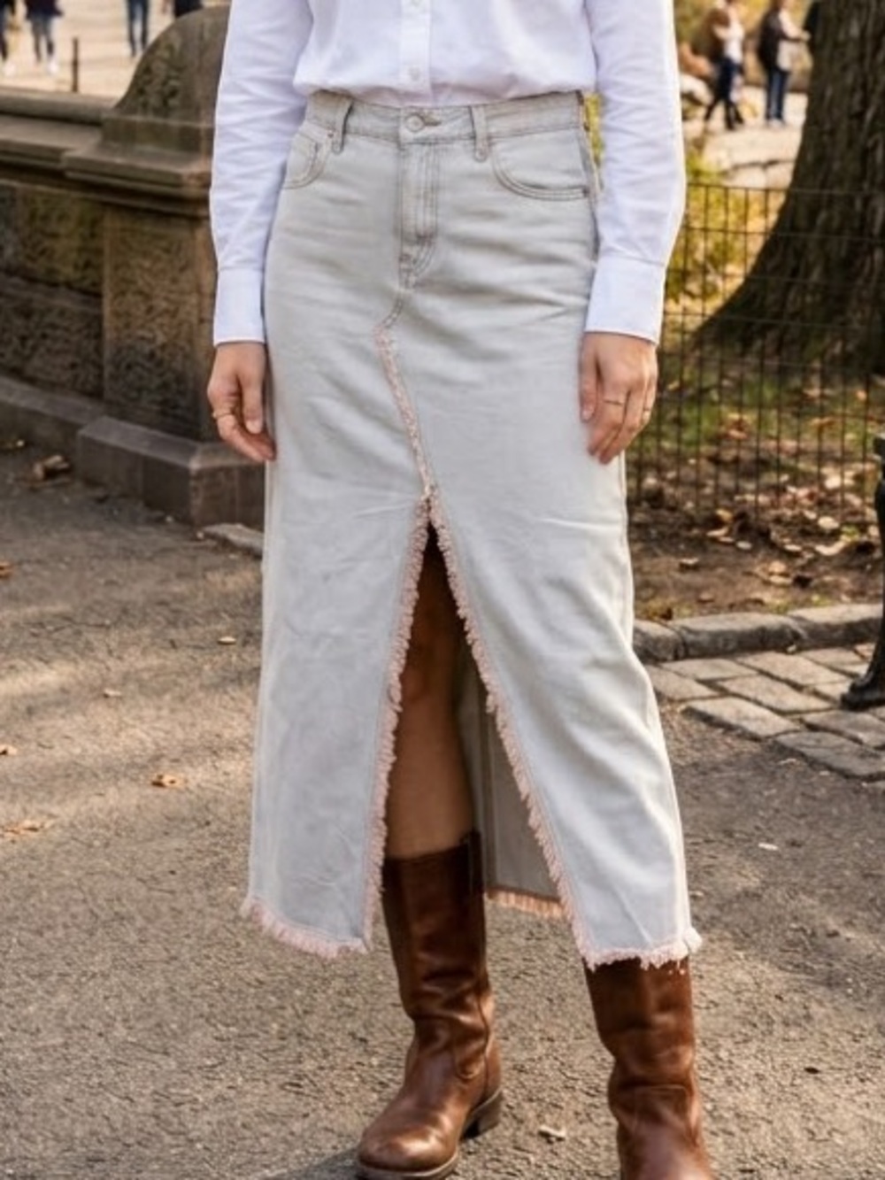 H&M Divided Light Wash Distressed Denim Maxi Skirt 10 Minimalist Indi Sleaze
